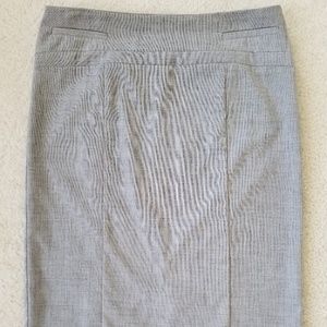 Light gray pencil skirt